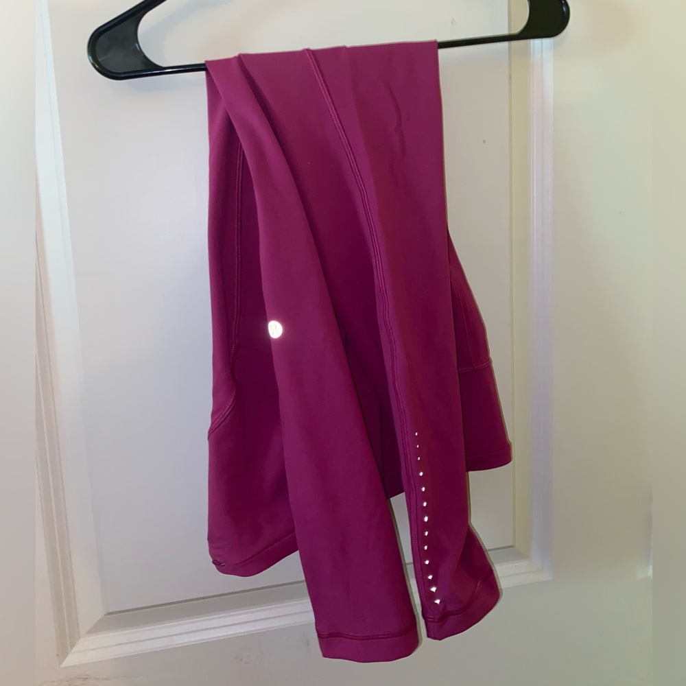 LULULEMON pink workout leggings